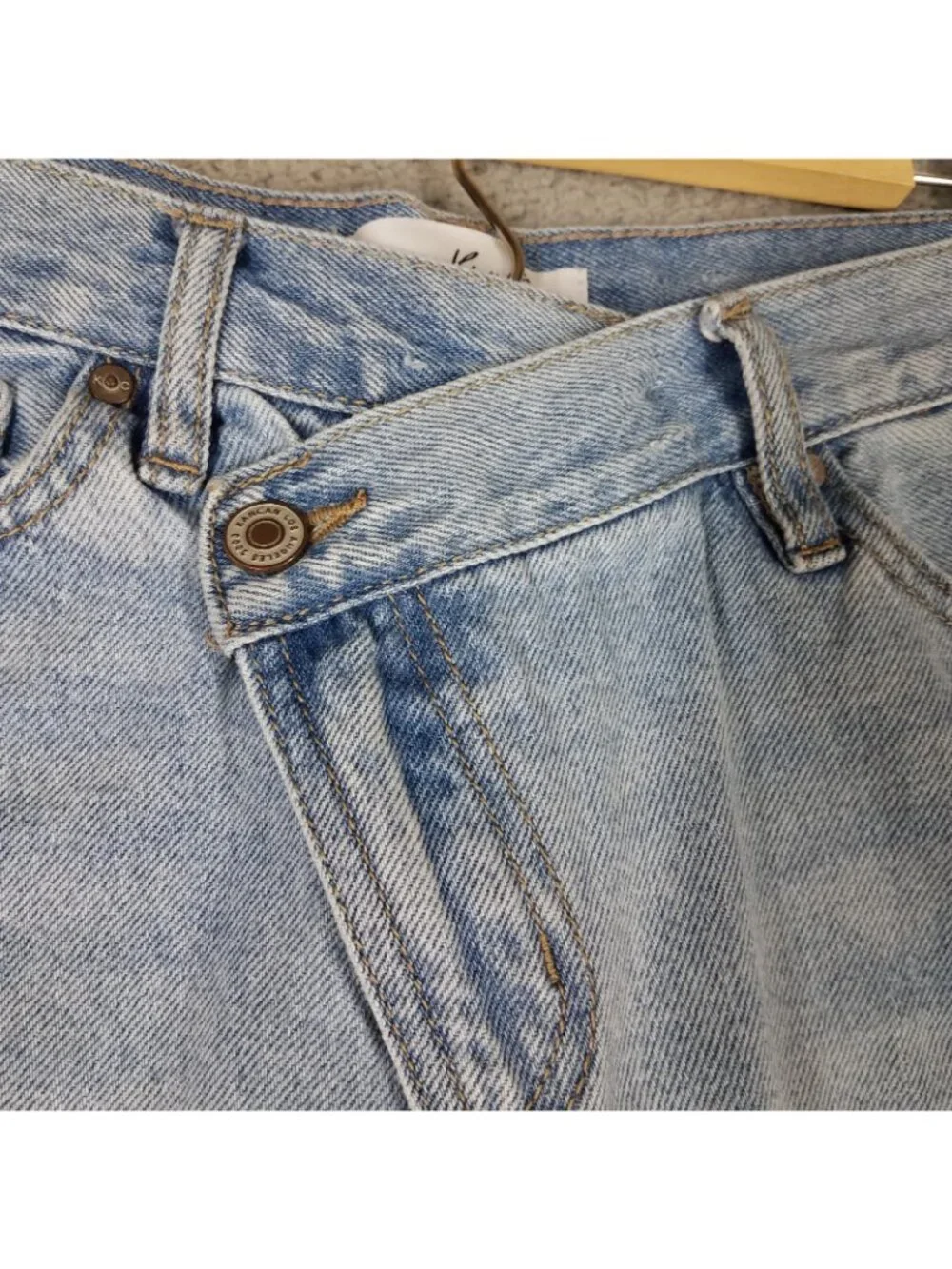 Kancan Hailey Cross Over Jean Shorts Women's Large High Rise Cut-Offs 2.5